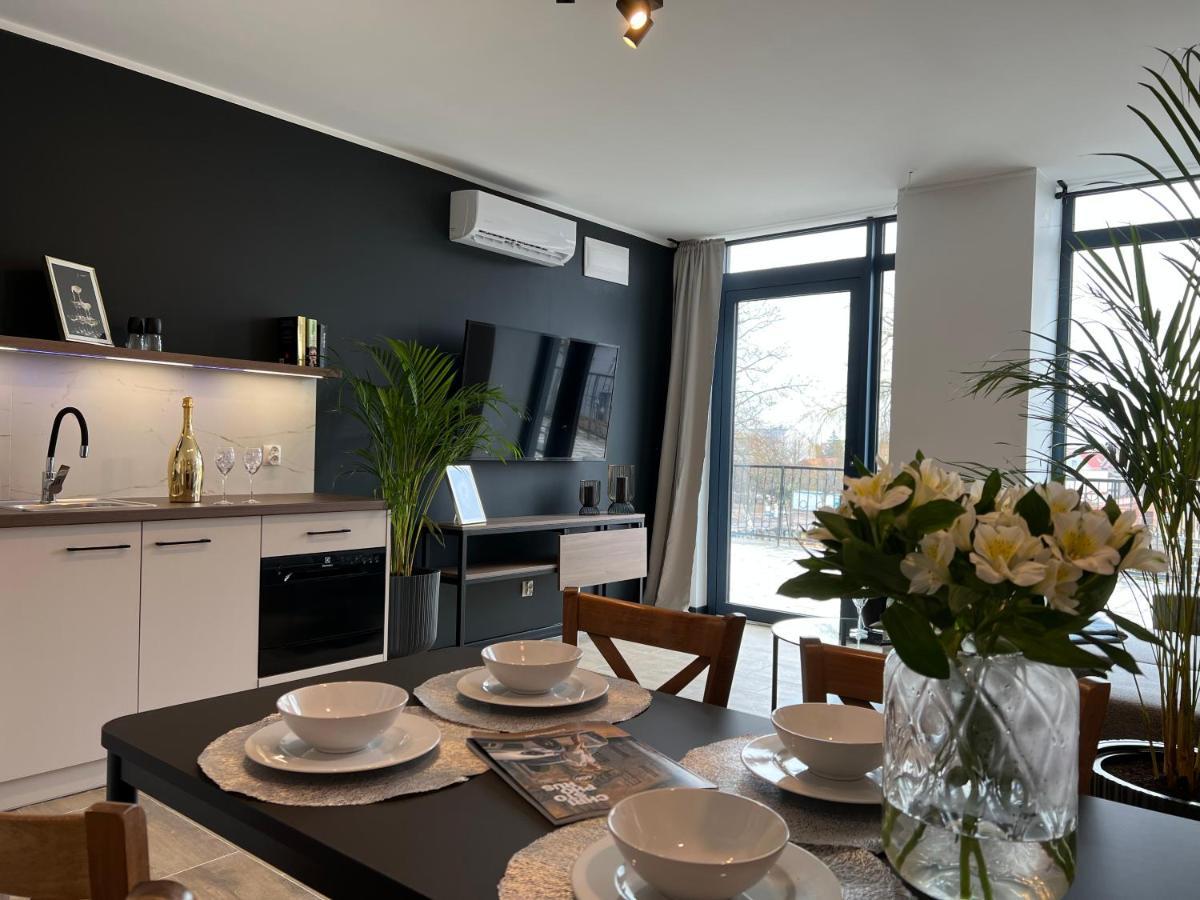 Party Avangarde Apartments City Center ウェバ エクステリア 写真