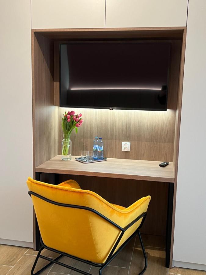 Party Avangarde Apartments City Center ウェバ エクステリア 写真